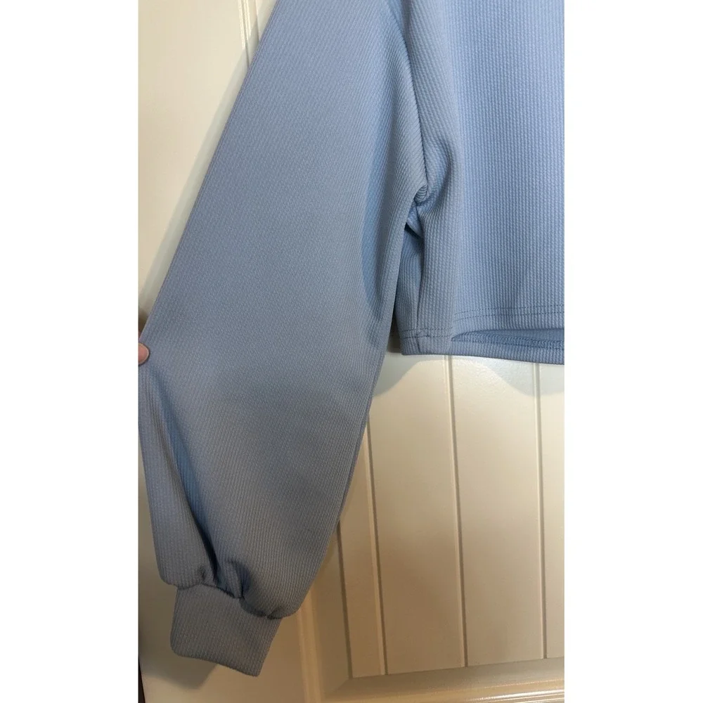 SHEIN blue cropped
